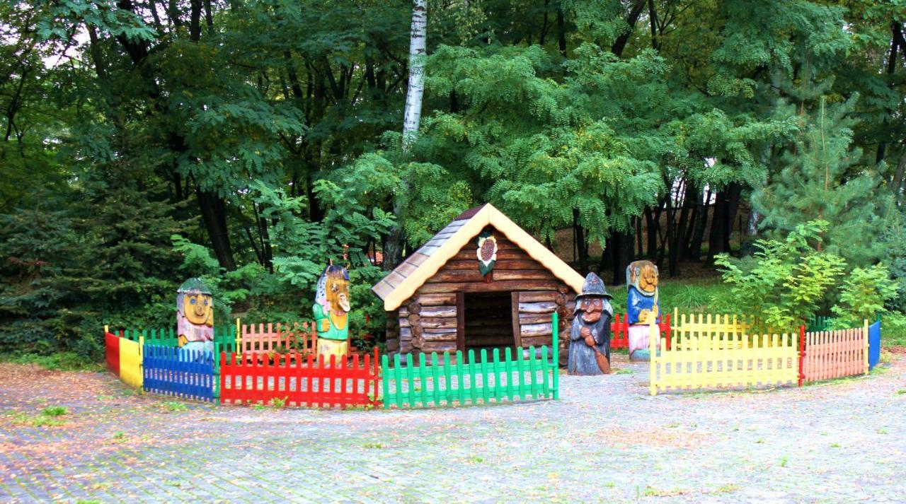 Park Lesny 'U Kaczyny' Ξενοδοχείο Rogow Εξωτερικό φωτογραφία